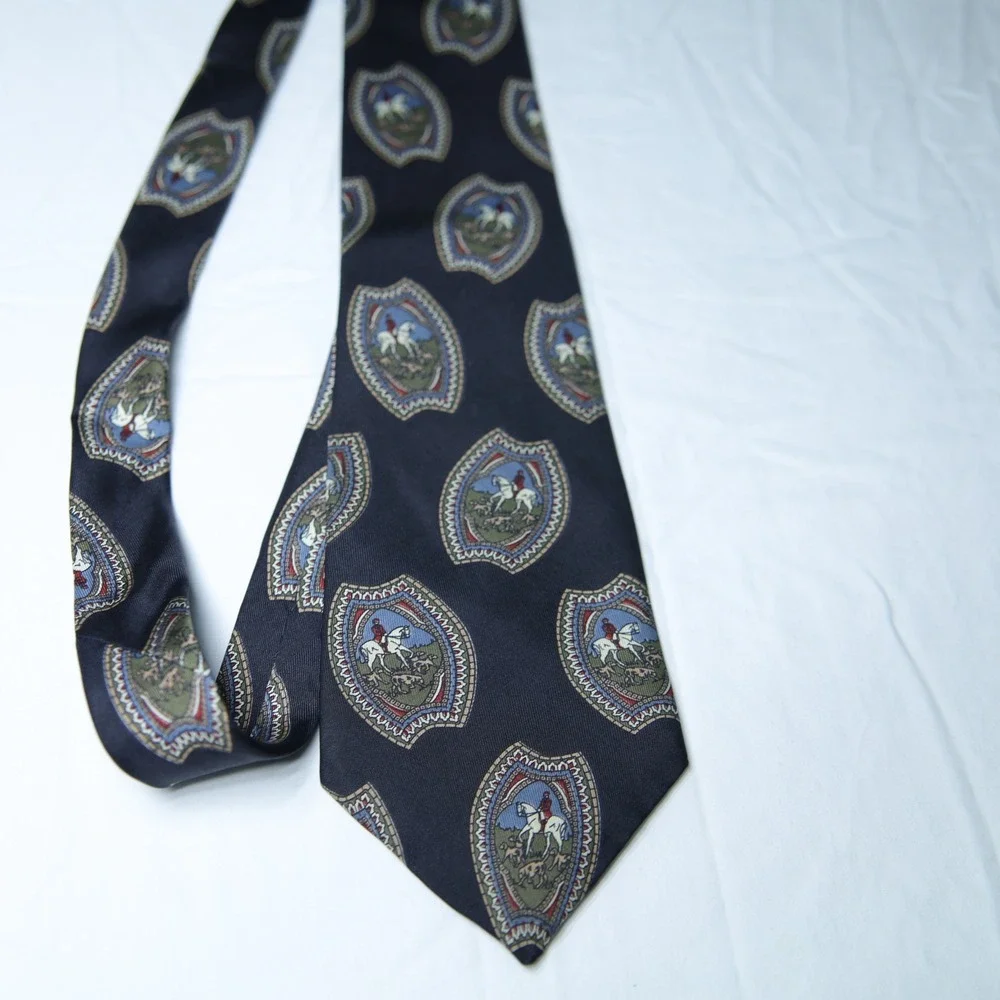 Resilio Mens Silk Tie Navy Blue Equestrian Fox Hunt Crest Horseback Rider Hounds
